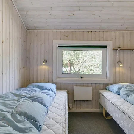 Semesterbostad Euphemia - 900m From The Sea By Interhome